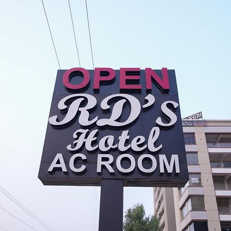Rds Hotel Ahmedabad Exterior foto
