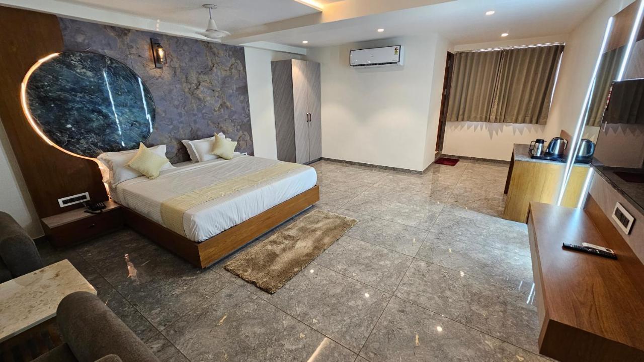Rds Hotel Ahmedabad Exterior foto
